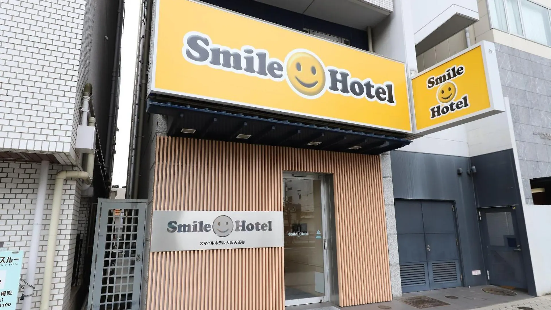 Smile Hotel Osaka Tennoji